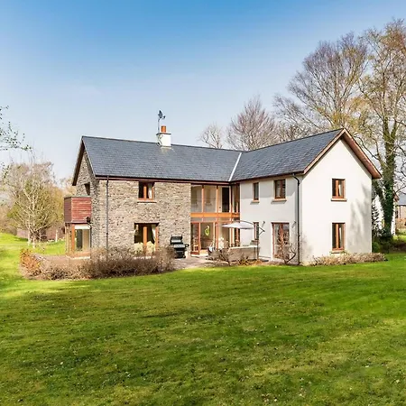 Casa vacanze Luxury 4 Bed In Sheen Falls *