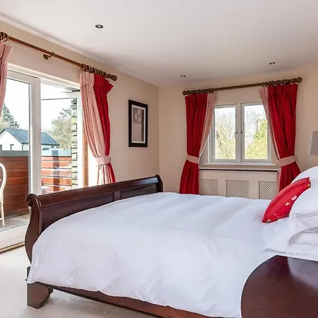 Luxury 4 Bed In Sheen Falls