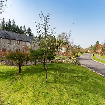 Casa vacanze Luxury 4 Bed In Sheen Falls *