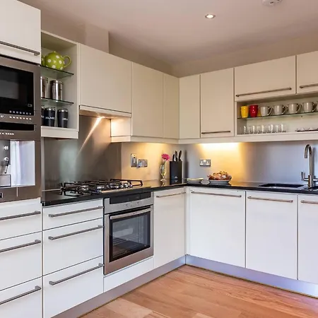 Feriehus Luxury 4 Bed In Sheen Falls *