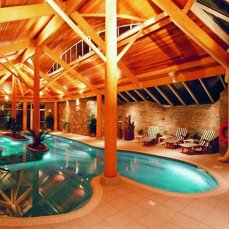 Luxury 4 Bed In Sheen Falls