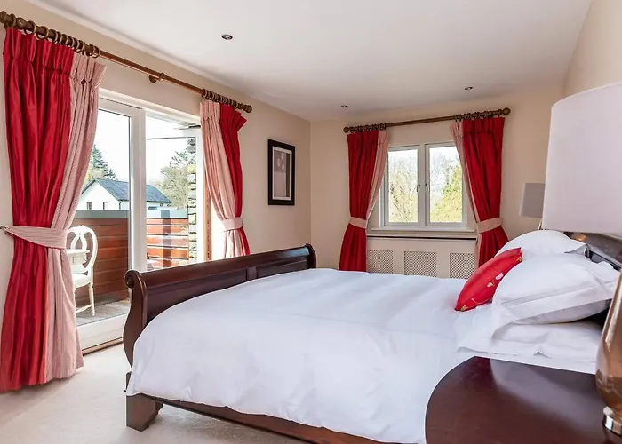 Luxury 4 Bed In Sheen Falls